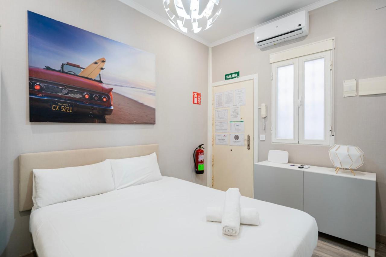 Rodas Apartment Madrid Exterior photo